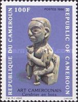 Wood funerary figure