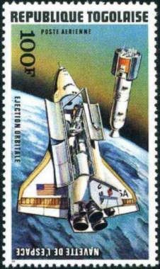 Space Shuttle Eject the Satellite into Orbit