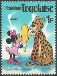 Minnie Mouse holding a mirrot for the leopard