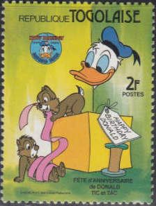 Chip 'n' Dale preparing the presents for Donald Duck