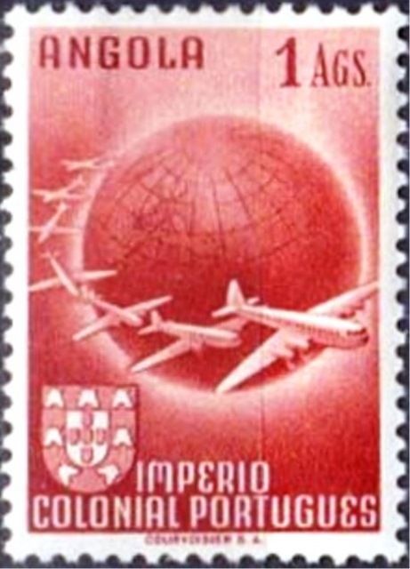 Planes circling globe