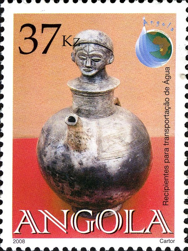 Ornated water jars from Cabinda and Luvale