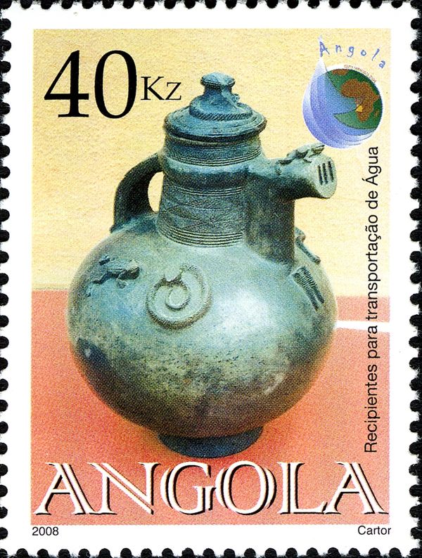 Ornated water jars from Cabinda and Luvale