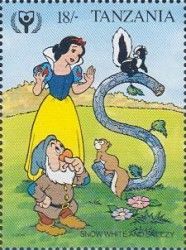 The letter "S" - Snow White, Sneezy, Squirrel and Skunk