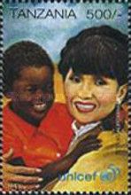 Tetsuko Kuroyanaga holding child