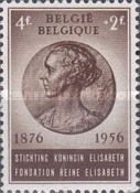 Queen Elisabeth - Medallion by Alfred Courtens (1889-1967)