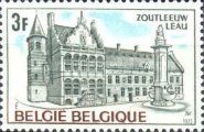 Zoutleeuw, Town hall and Fountain