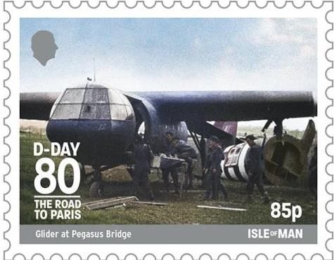 Road To Paris : Glider at Pegasus Bridge