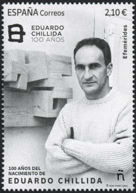 Eduardo Chillida, Sculptor