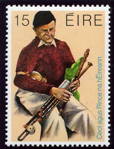 Playing Uilleann pipes