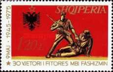 Partisan killing German soldier, sculpture
