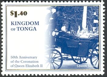 Queen Elisabeth II in carriage