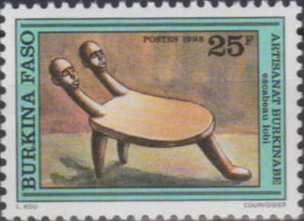 Lobi Stool