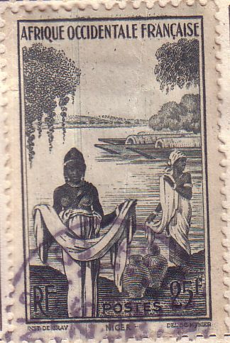 Azwa Women at Niger River