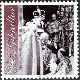 Archbishop of Canterbury crowning Queen Elizabeth II