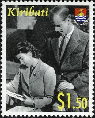 Queen reading