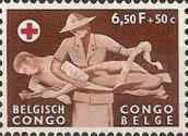 Red Cross in Congo - Nurse applies a Bandage