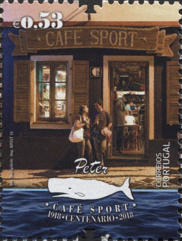 Peter's Cafe Sport, Doorway