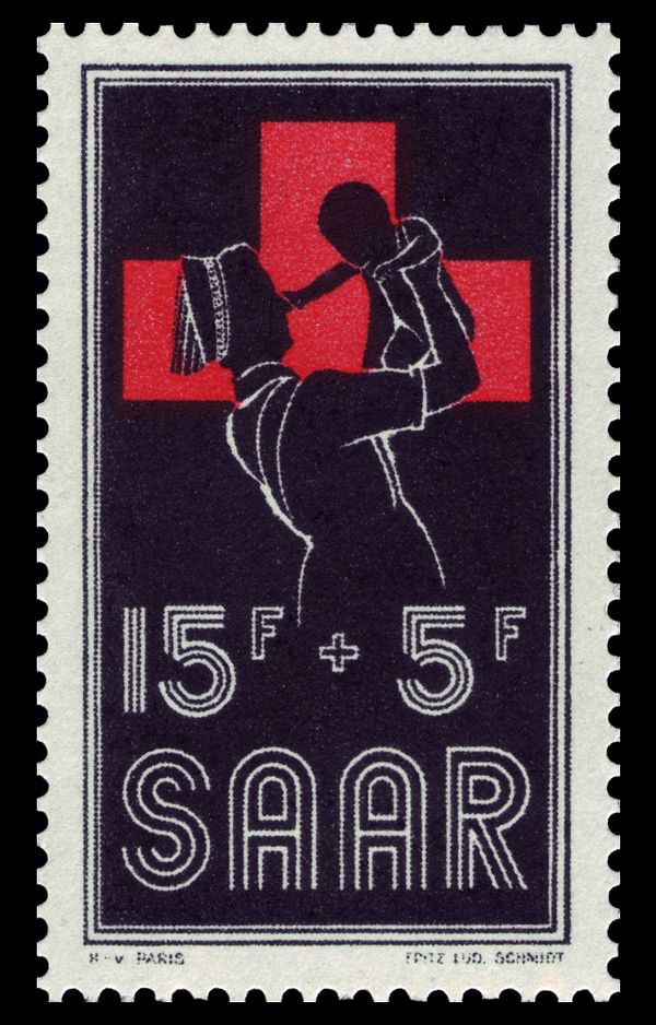 Red cross, woman with child